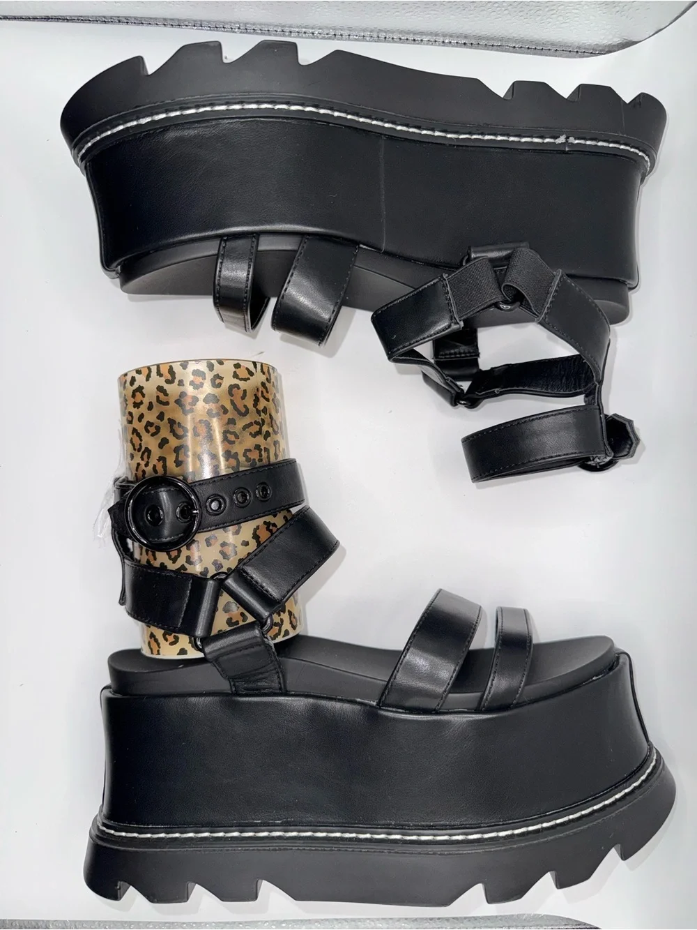 Lamoda Chunky Platform Sandals | Brand New | Women’s US 7 / EU 38 🖤